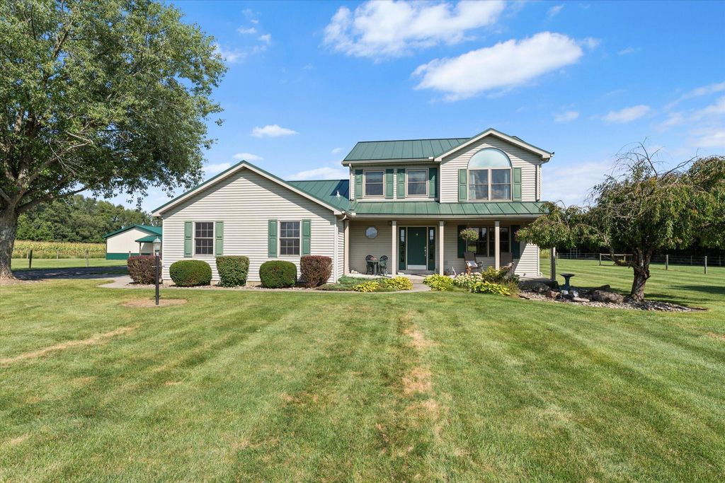 70345 Deer Run, Ontwa township