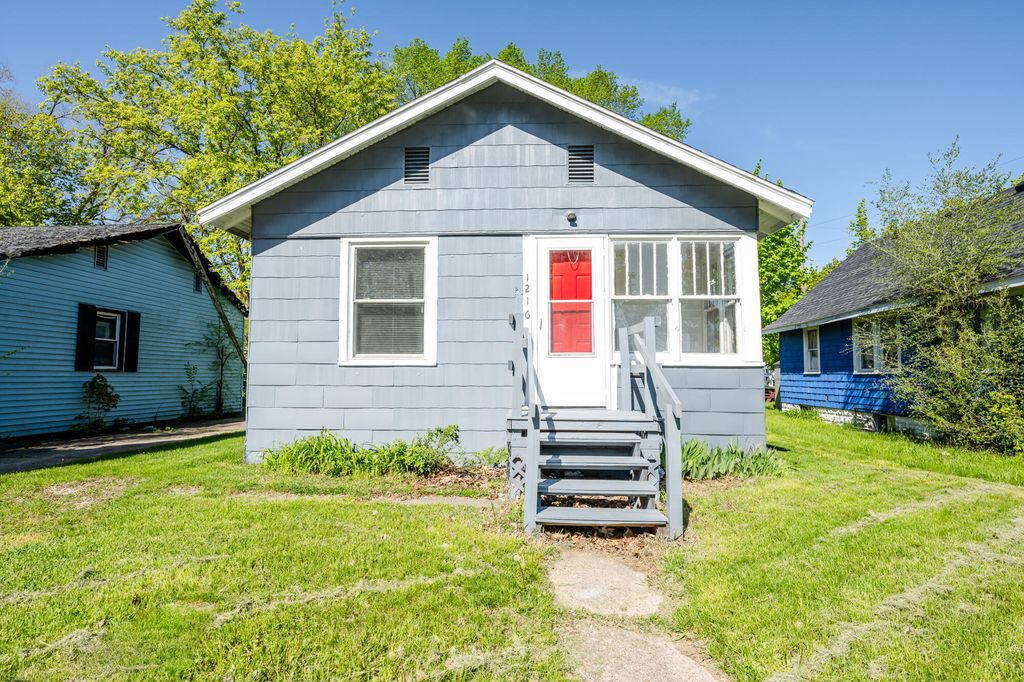 1216 Broadway, Benton Harbor city
