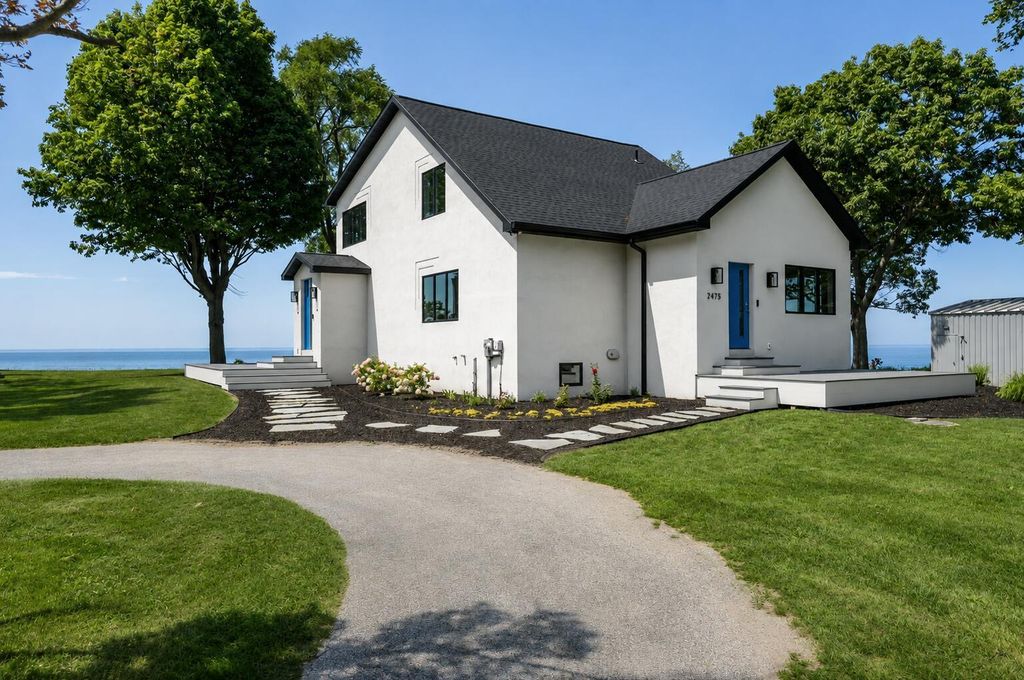 2475 Cedar Path, Shoreham village
