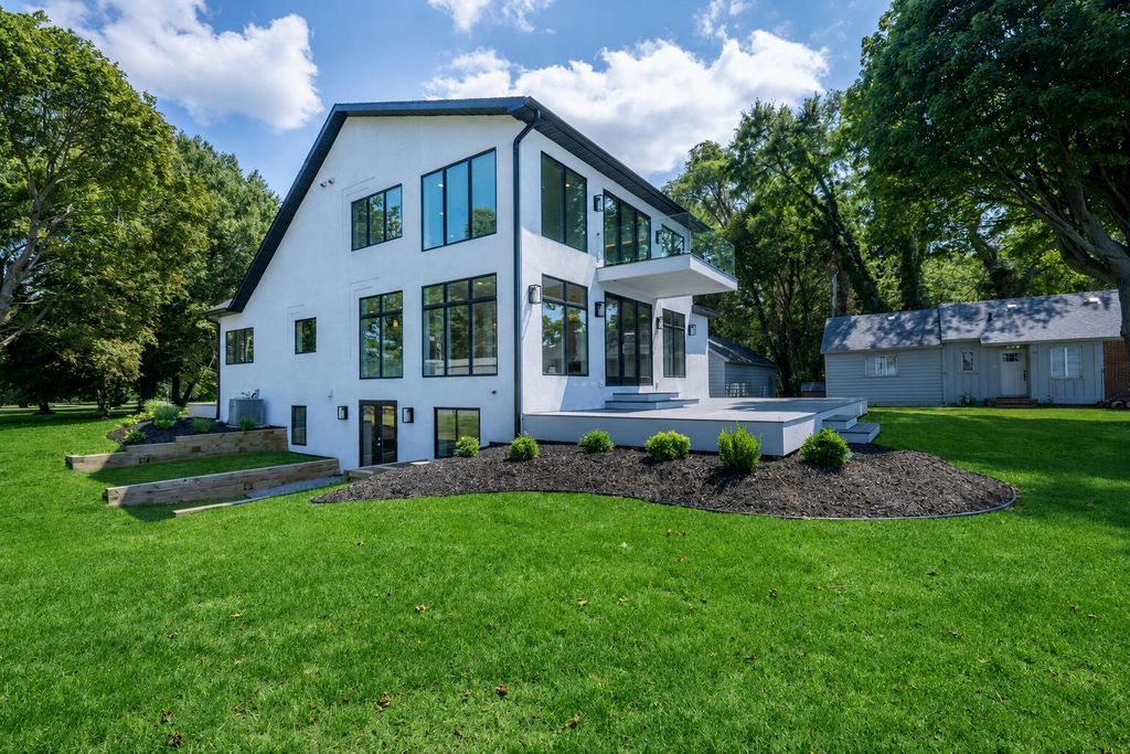 2475 Cedar Path, St. Joseph