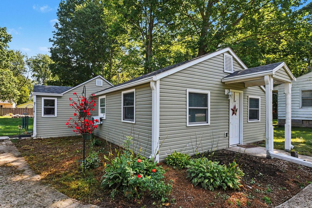 3011 Lincoln Avenue, St. Joseph charter township
