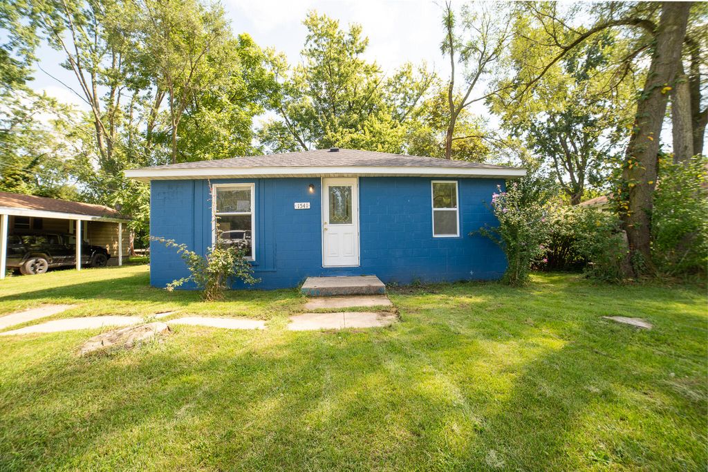 1541 Reeder Avenue, Benton charter township