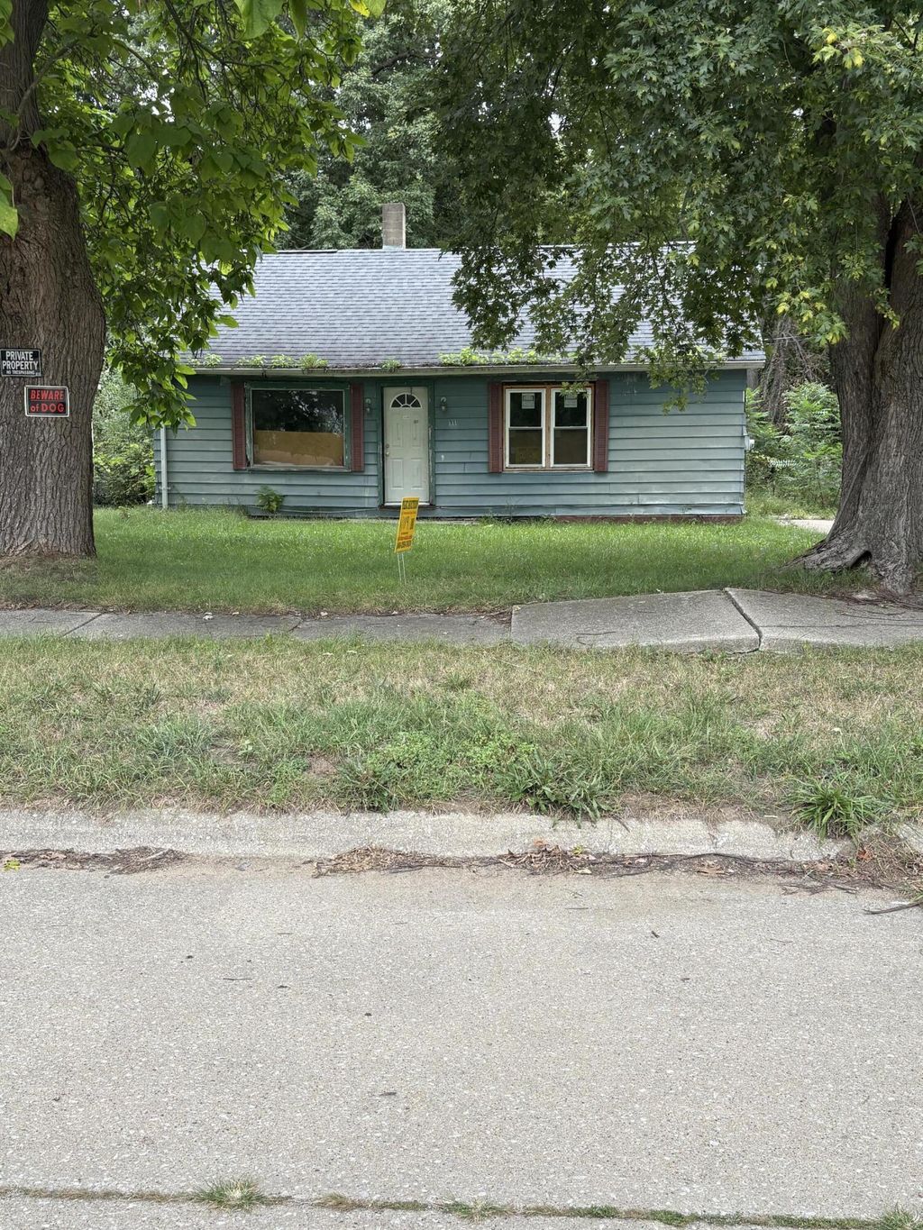911 Waukonda Avenue, Benton Harbor