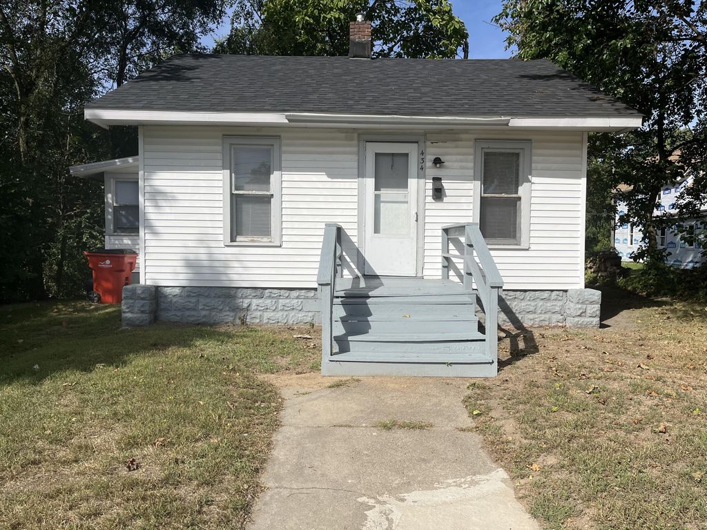 434 S Mccord Street, Benton Harbor