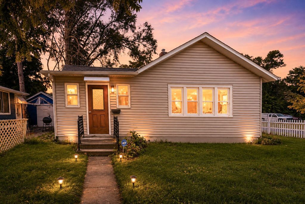 1112 Hurd Avenue, Benton Harbor