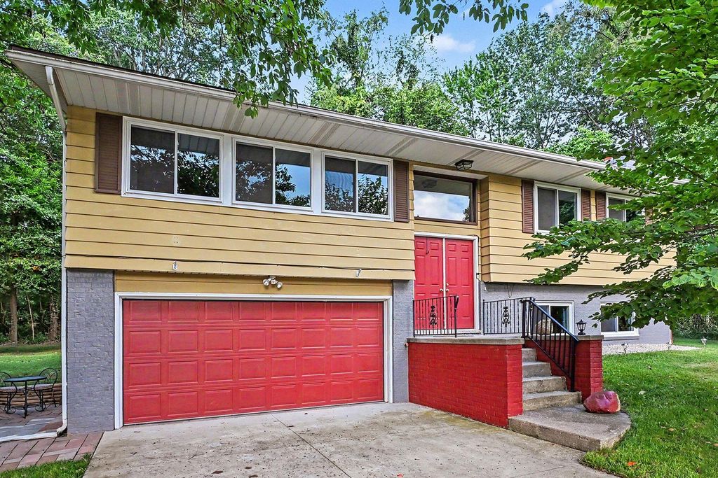 308 Carey Mission Drive, Niles