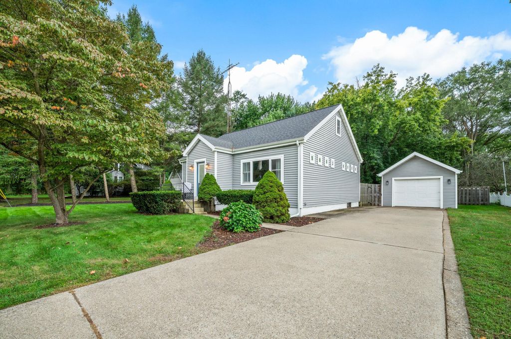 4604 Cleveland Avenue, Stevensville