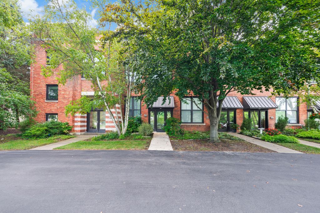 222 S Whittaker Street Unit: F, New Buffalo