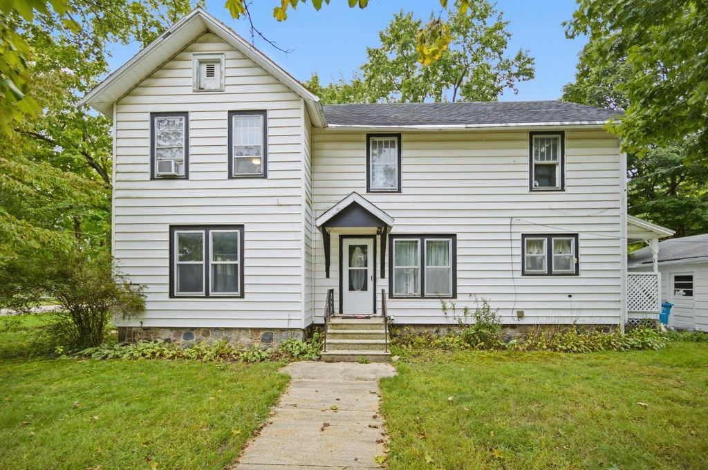 206 W Main Street, Burr Oak
