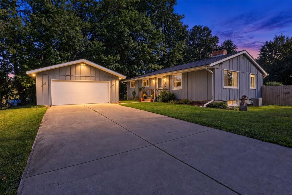 1015 N Philip Road, Niles