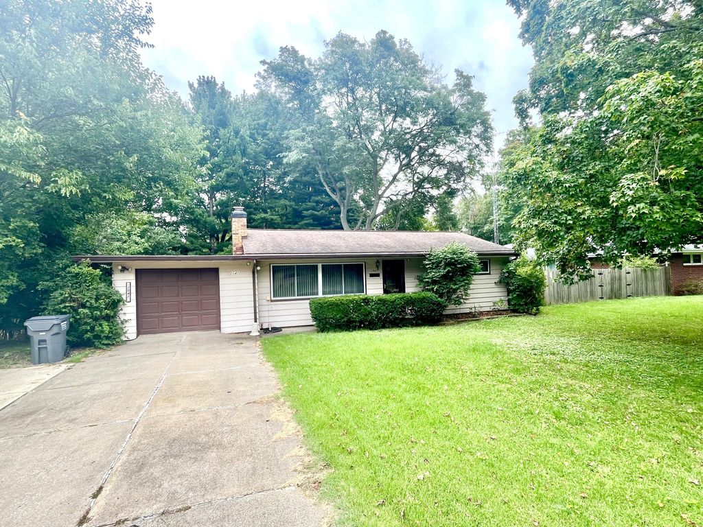 2047 N Krolow Street, Benton Harbor