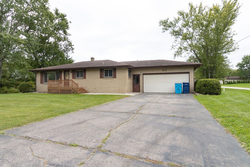 1926 W Hinchman Road, Baroda