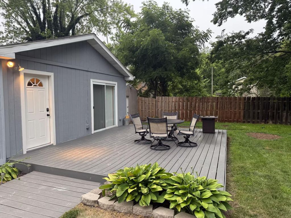 5726 Paw Paw Lake Road, Coloma