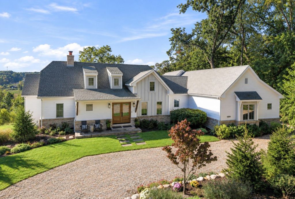 10894 Basswood Drive, New Buffalo
