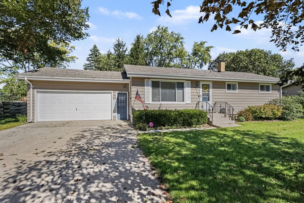 655 Ansley Drive, St. Joseph