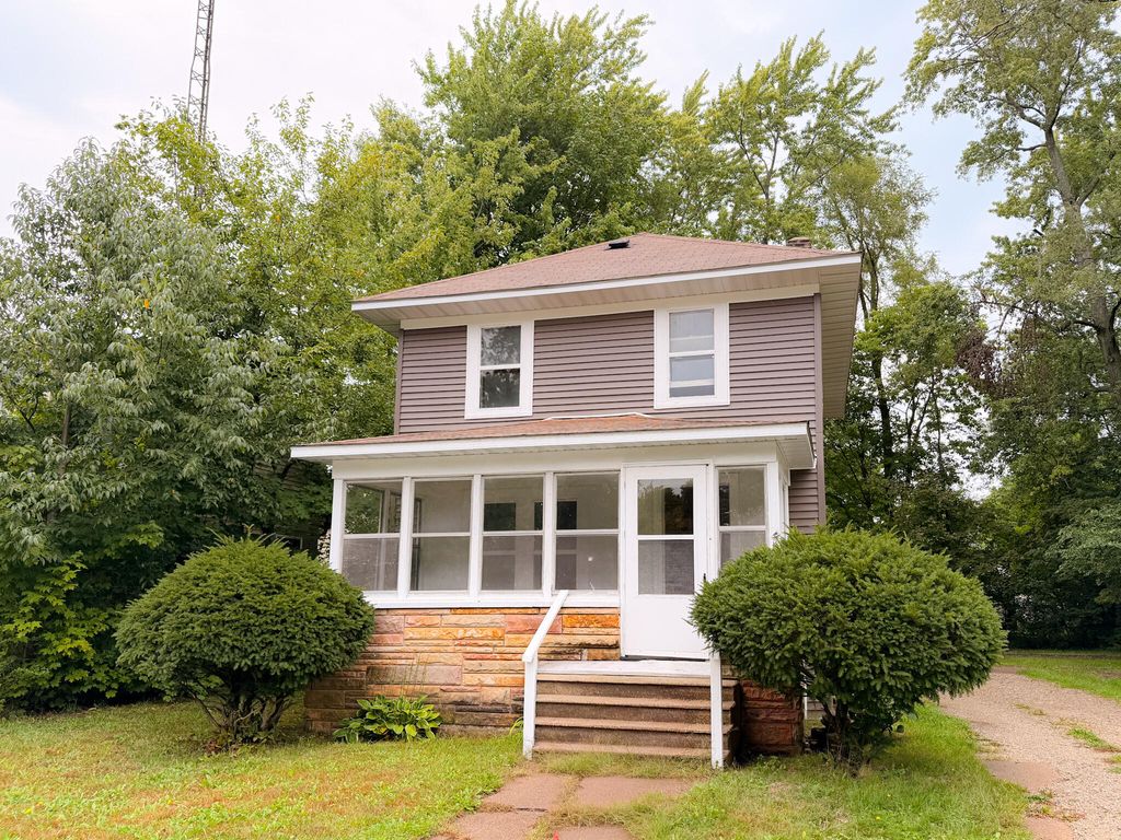 781 E High Street, Benton Harbor