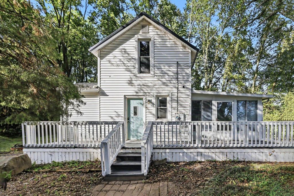10088 N Tudor Road, Berrien Springs