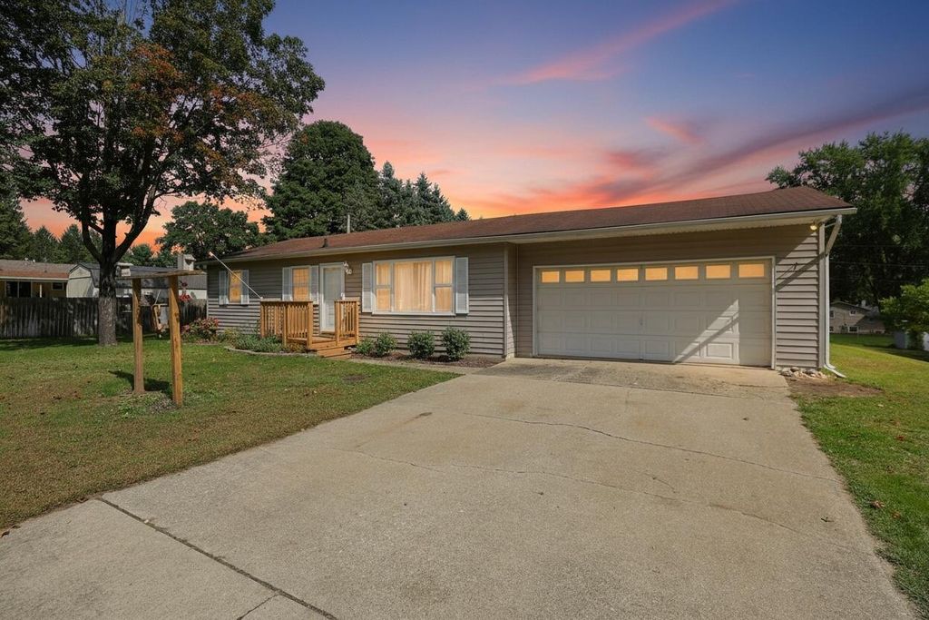 1319 Cedarhurst Road, Niles