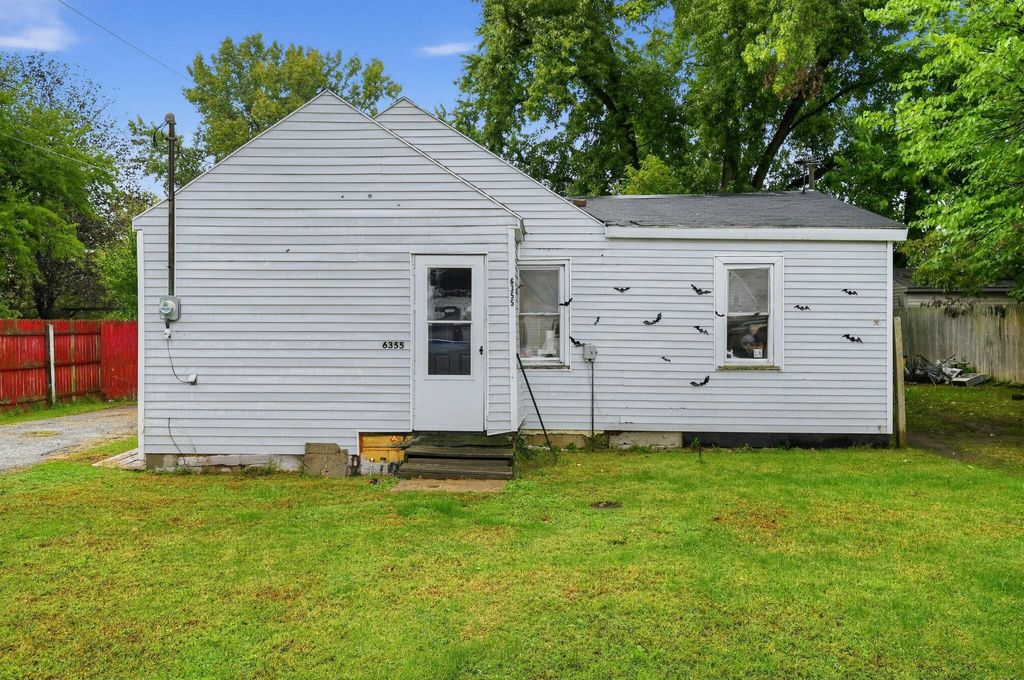 6355 E Ivy Court, Eau Claire