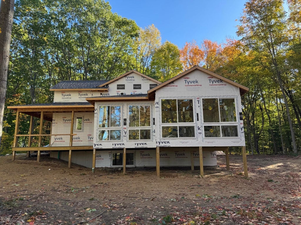 76831 Wood Crest Court, South Haven charter township