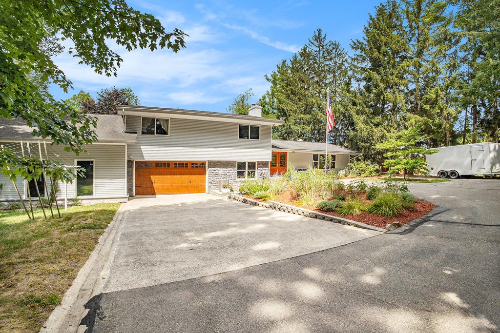 5255 16th Avenue, Georgetown charter township