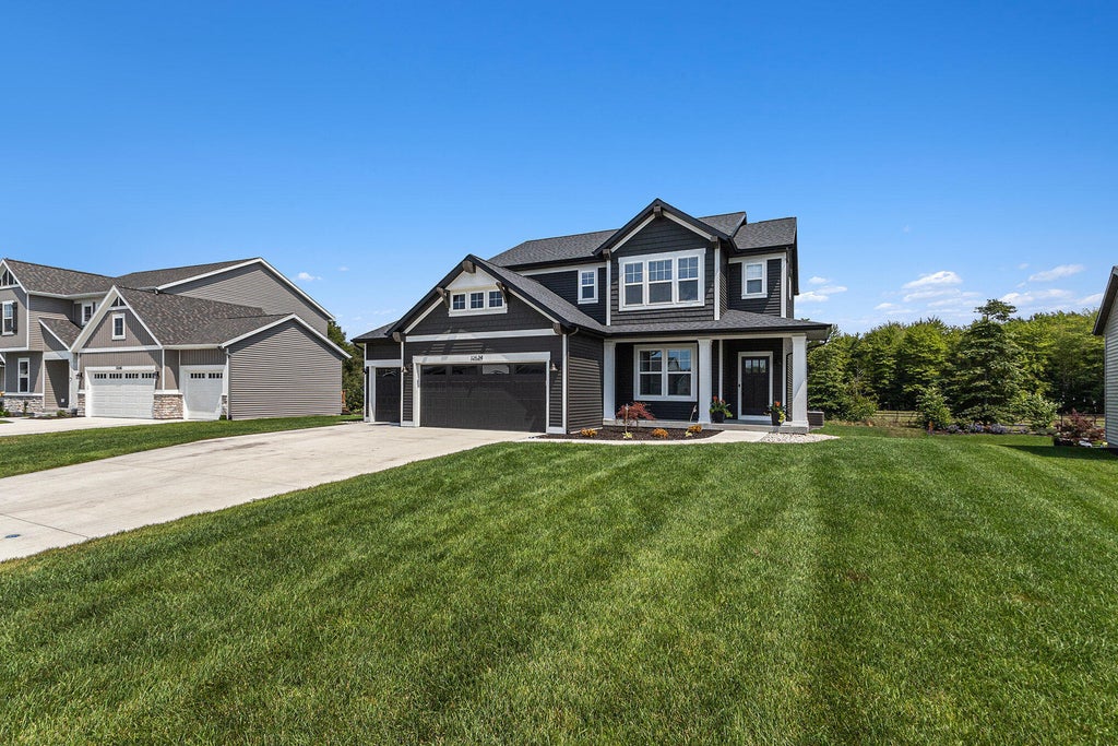 12524 Manchester Drive, Grand Haven charter township