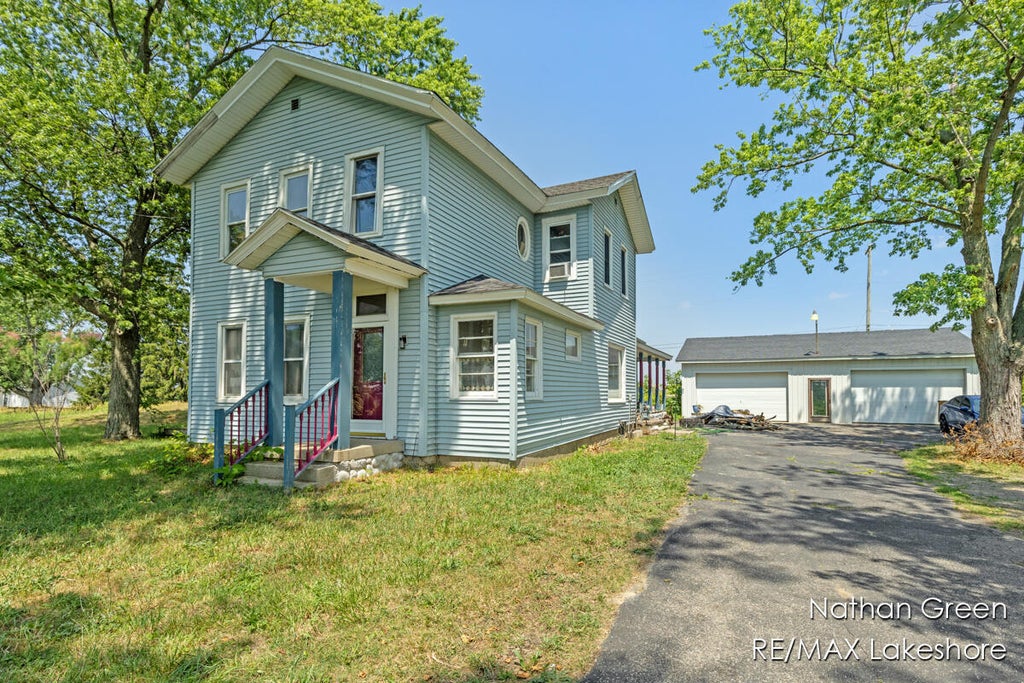 5569 136th Avenue, Fillmore township