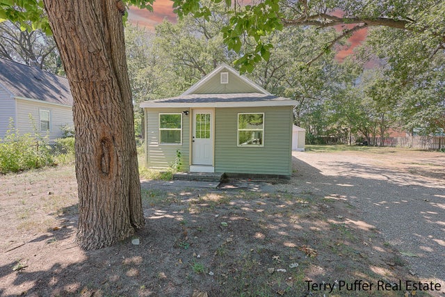 2657 Roberts Street, Norton Shores city