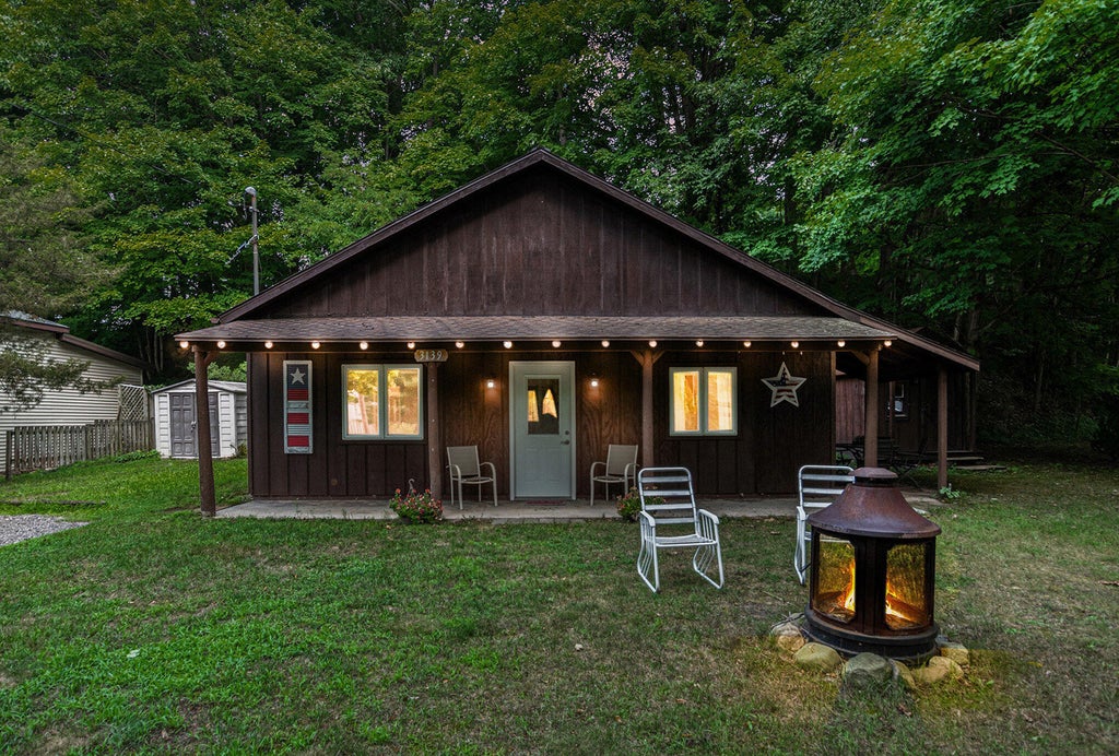 3139 57th Street Street, Manlius township