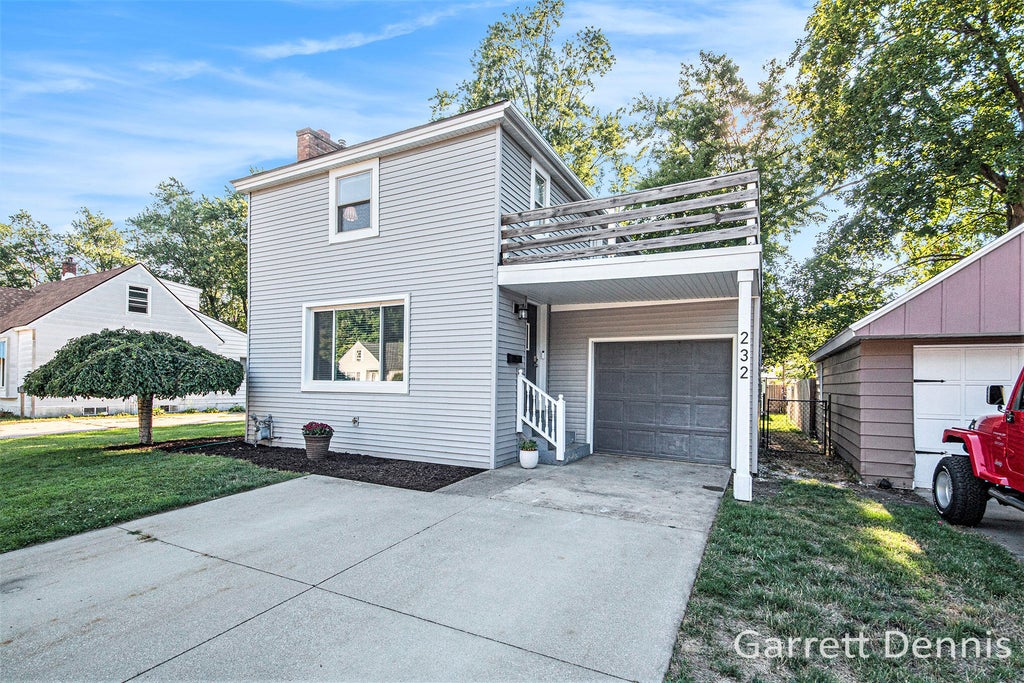 232 S Division Street, Zeeland city