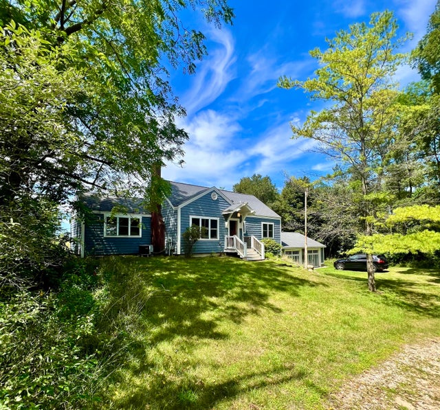 2177 S Lakeshore Drive, Pere Marquette charter township