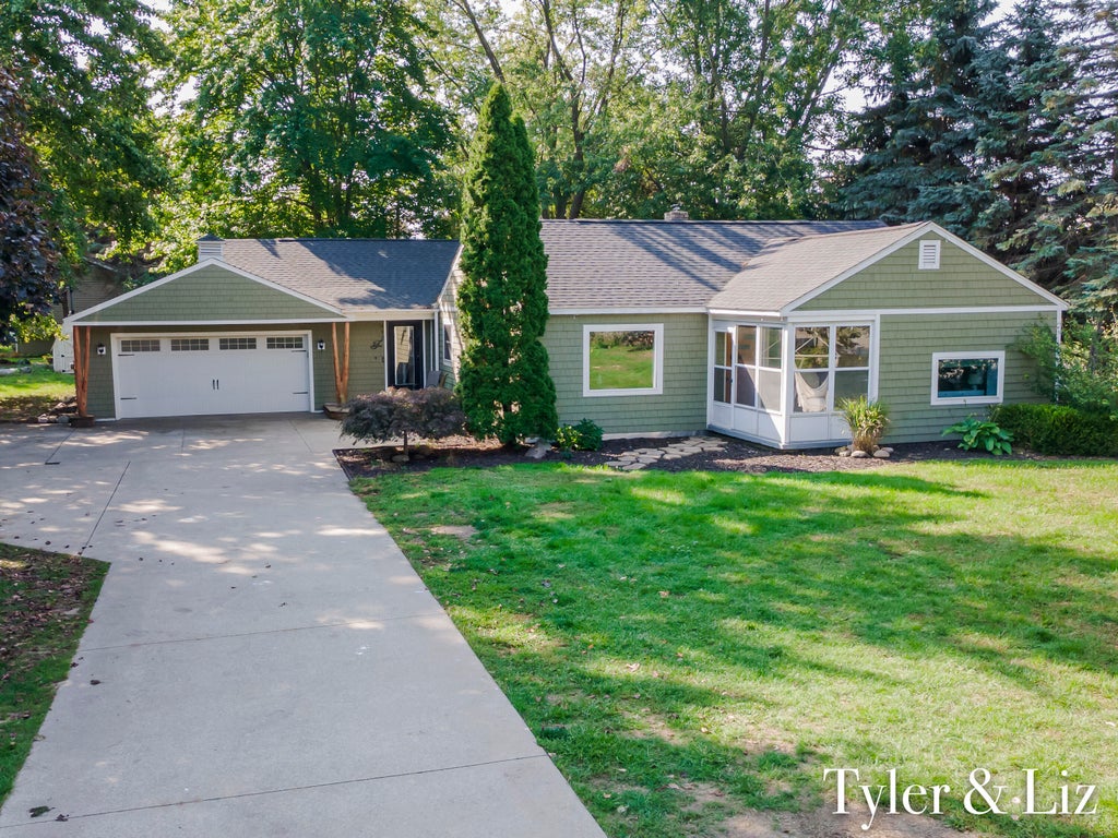 490 James Street, Holland charter township