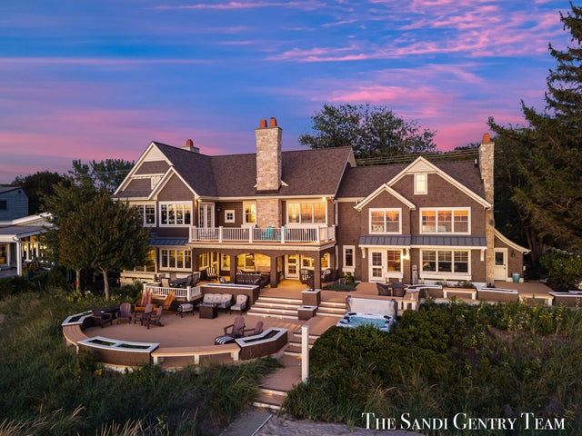 19201 North Shore Drive, Spring Lake township