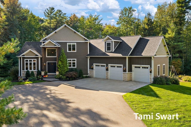 17881 W Spring Lake Road, Spring Lake township