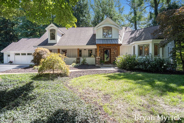 1400 W 32nd Street, Laketown township