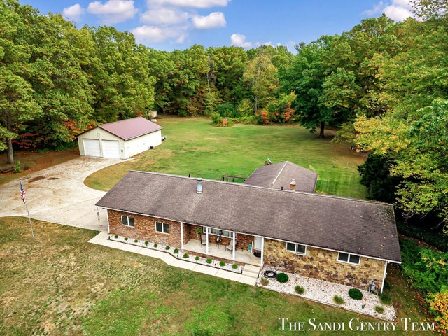 6890 14th Street, Fruitport village