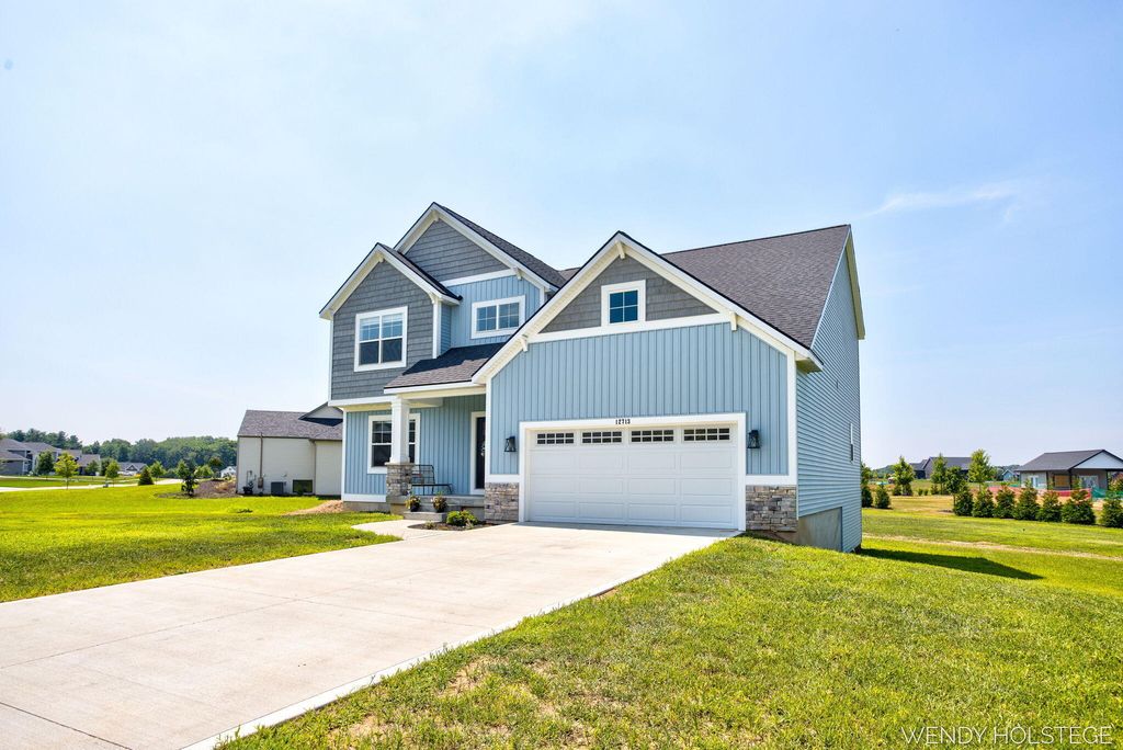 12713 Ridgedale Drive, Allendale charter township