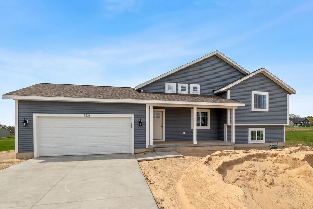 5229 Lilac Lane, Sheridan charter township
