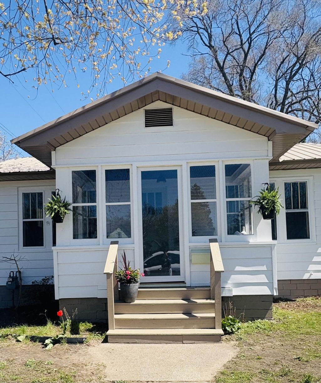 2208 Torrent Street, Muskegon city