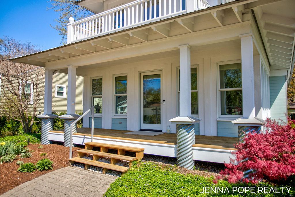 17554 Grand River Avenue, Ferrysburg city