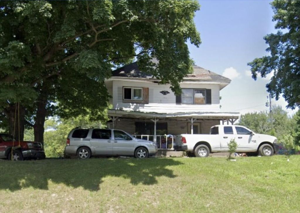 3456 E Harrison Road, Elbridge township