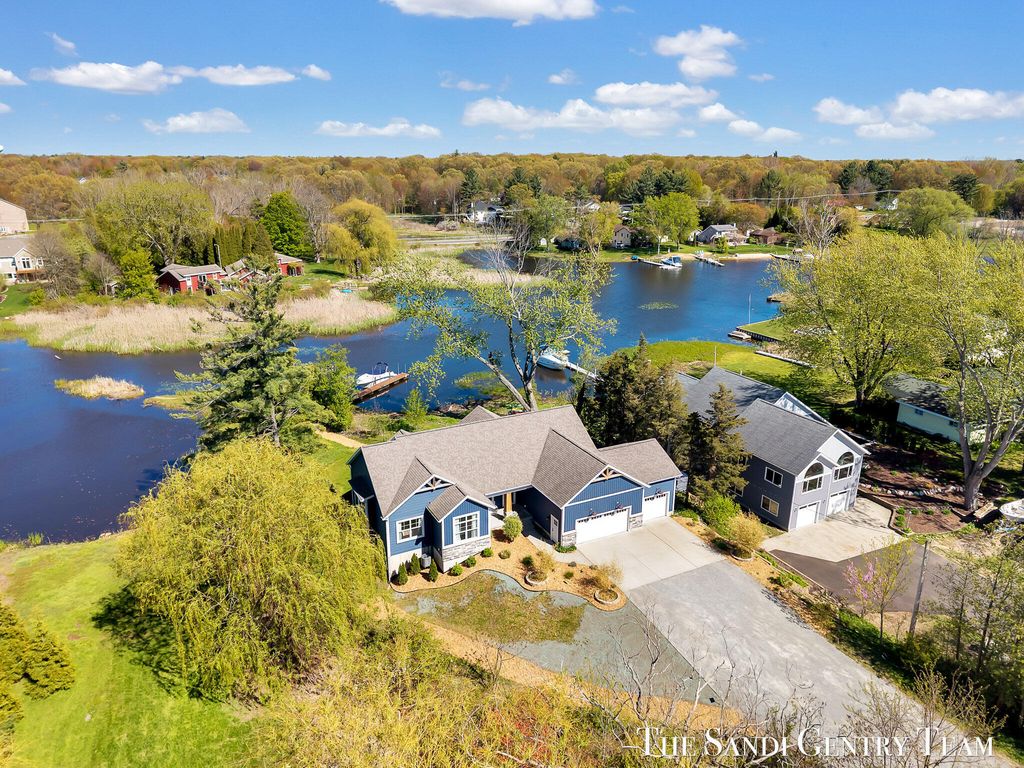 17940 Cove Street, Ferrysburg city