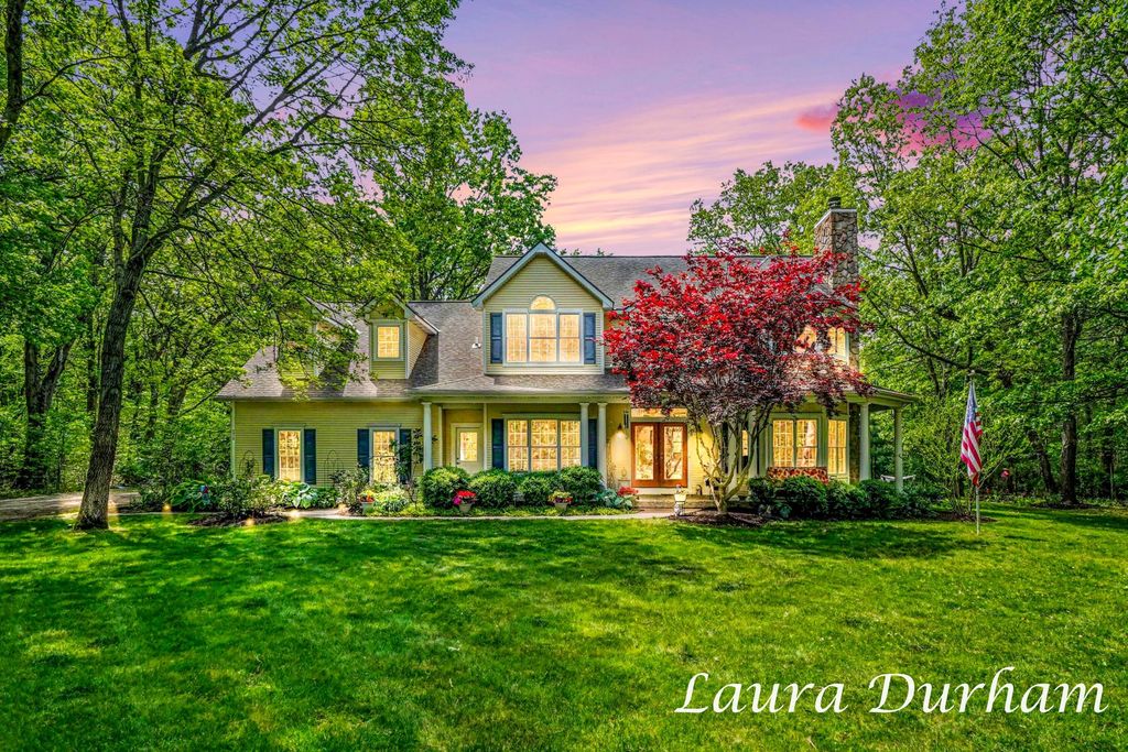 6312 Silver Lake Drive, Saugatuck township