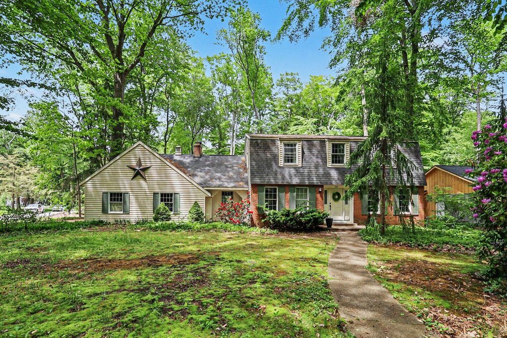280 Portchester Road, Park township