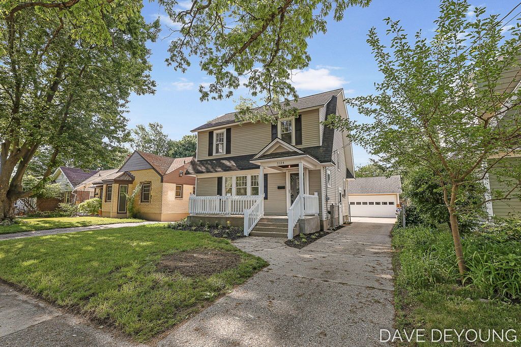 1134 Hoyt Street Se, Grand Rapids city