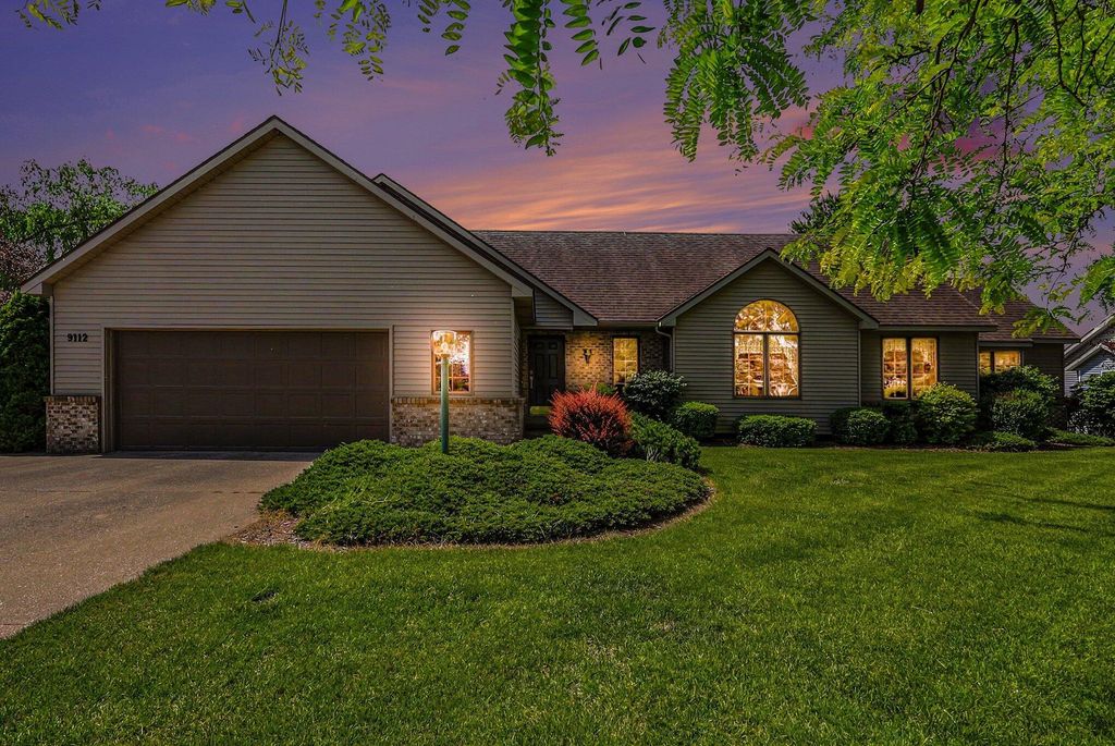 9112 Bluff Lake Street, Zeeland charter township