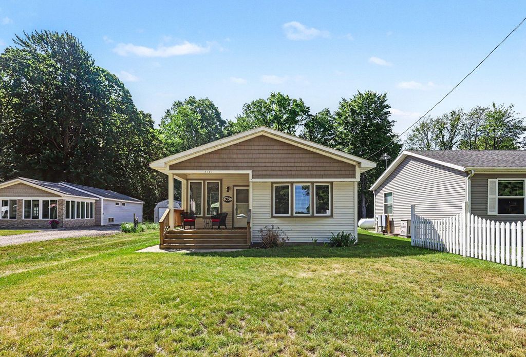 7161 E Lakeshore Drive, Colfax township