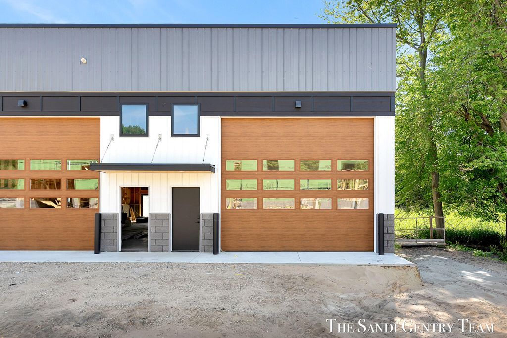 1500 Kooiman Avenue Unit: 12, Grand Haven city