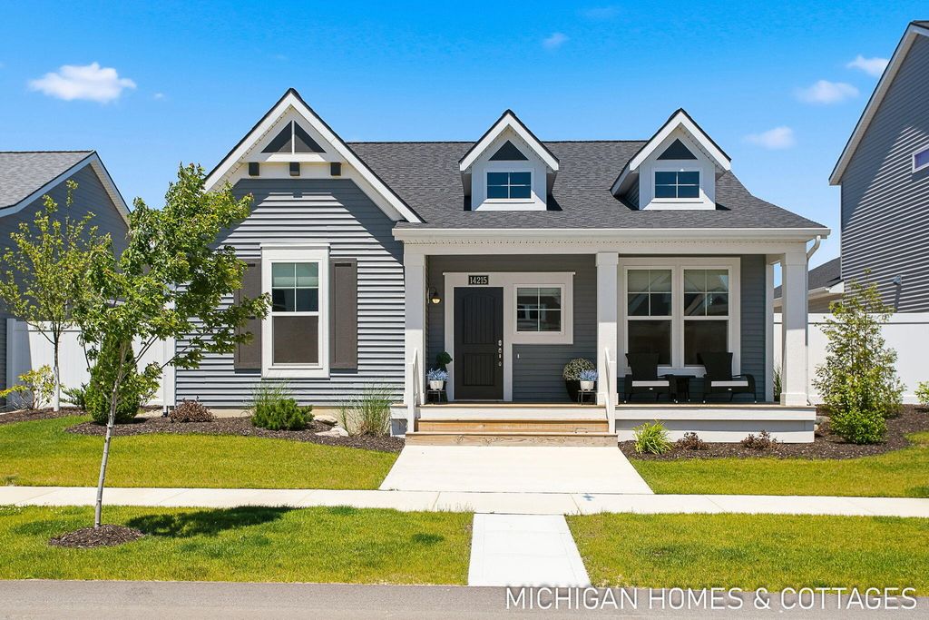 14215 Clubside Lane, Holland charter township