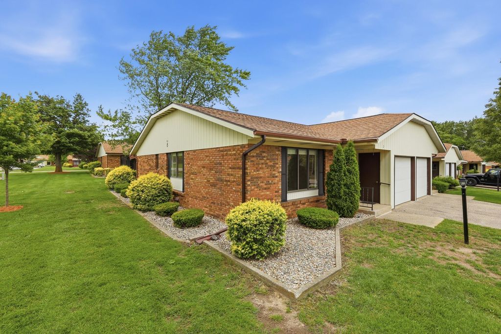 53 Old Mill Drive Unit: 2, Holland
